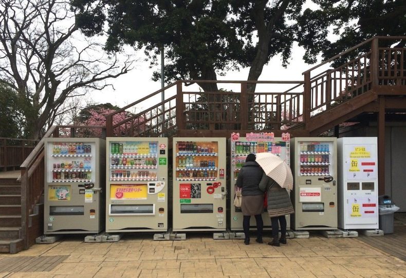 vending-machines-japan2